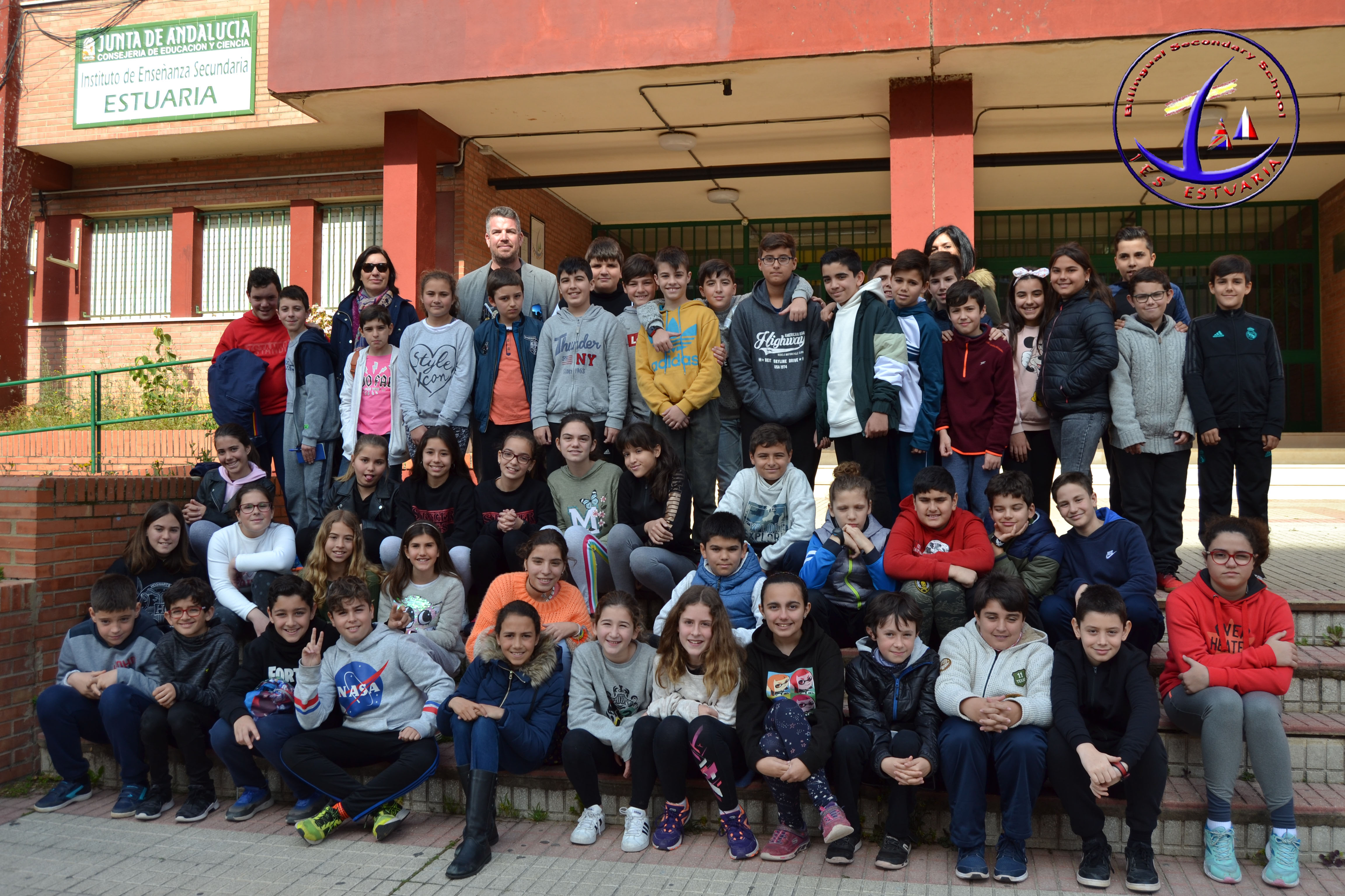 Visita del alumnado de 6º de Primaria del CEIP «Profesora Pilar Martínez Cruz» IES Estuaria Visita del alumnado de 6º de Primaria del CEIP «Profesora Pilar Martínez Cruz» IES Estuaria
